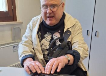 Passons. Mario, non vedente: «Leggere in chiesa è gioia»