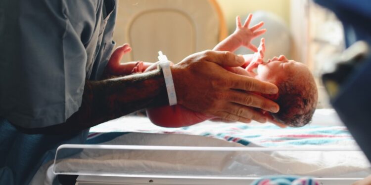 Nascite, trend in picchiata in Friuli