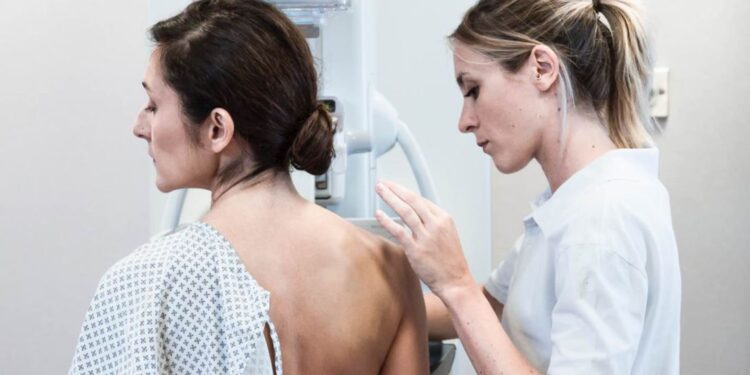 Grazie a 20 anni di screening mammografico tumori giù del 24%. Ora tappa a Gemona