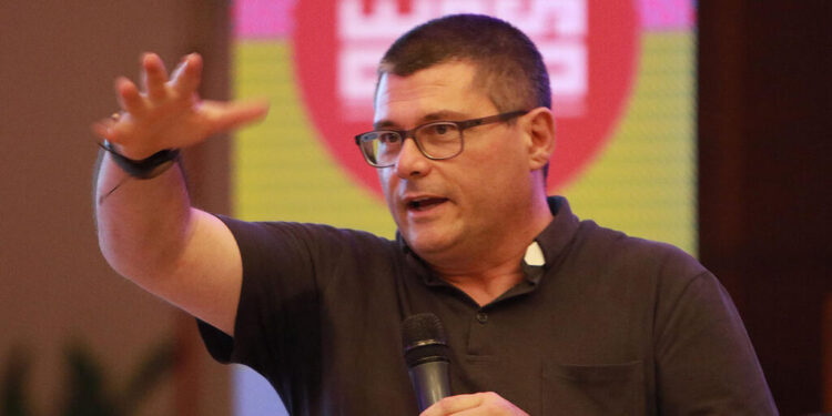 «Basta il rispetto per essere perfetto?» Ai Mercoledì dell’Angelo don Giovanni Fasoli