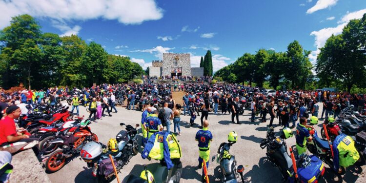 Tricesimo. A Madonna Missionaria torna la Motobenedizione