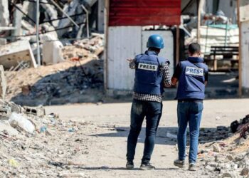 Giornalisti, presidio che ci aiuta a scegliere. Il Terzani ai reporter uccisi a Gaza