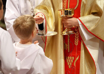 Prima comunione? Don Marcin Gazzetta: «Gioia piena se ti fa sentire parte di qualcosa»