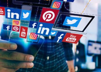 Siamo vittime dei social? No, se restiamo vigili. Conversazione con Veronica Neri, ospite della SPES