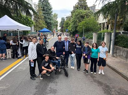 Via Petrarca strada scolastica