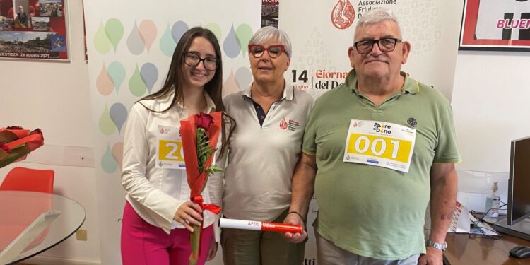 Dino Durì con Silvia Molaro; al centro la presidente AFDS Monica Nardon