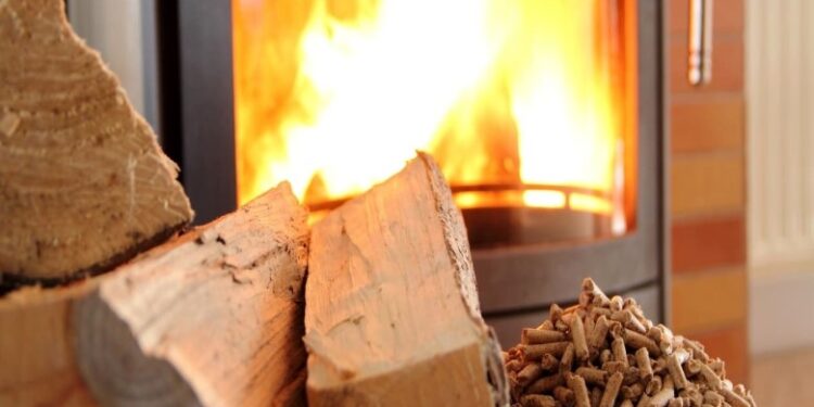 Regione, in autunno nuovo bando per stufe e caminetti