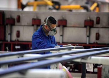 Industria friulana, nel primo trimestre 2025 resilienza e dinamismo