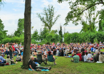 Con “Palchi nei palchi” musica e teatro in natura