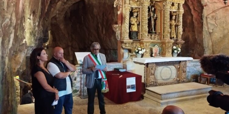 La Grotta d’Antro come non la si è mai vista