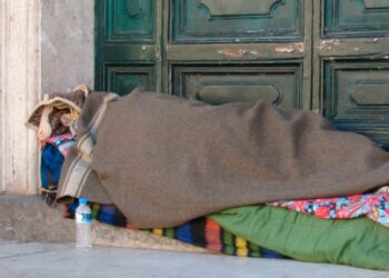 Il bilancio sociale della Caritas. Aumentano fragilità ed emergenza abitativa. Raddoppiati gli interventi