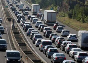 Esodo estivo, previste 5 giornate da “bollino nero”