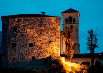Da Gemona a Moggio in preghiera fino all’alba sui passi di Santa Chiara
