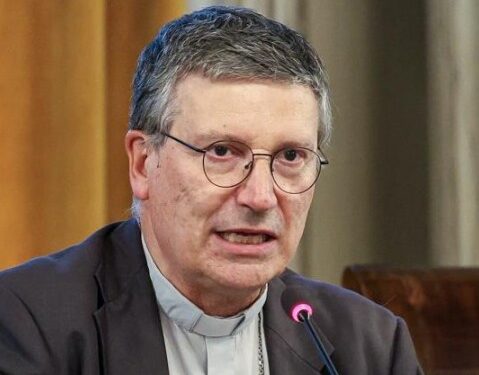 Fine vita. Mons. Trevisi sulla morte di Martina Oppelli: «Stare accanto a chi soffre»