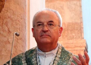 Omicidio di Gemona, il parroco: «Una tragedia che ci interroga. Siamo tutti figli»