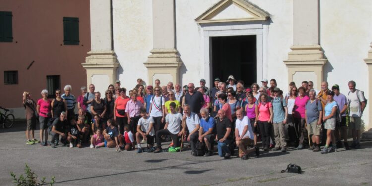 Un pellegrinaggio tra 5 comunità che rinsalda il legame “di là e di cà da l’aghe” del Tagliamento