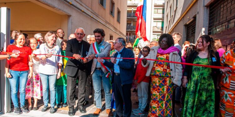 Al Carmine Festa dei Colori con nove etnie