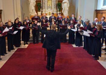 Coro, organo e poesia. Si chiude in musica la rassegna di eventi per la riapertura della pieve del castello di Udine