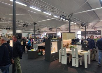 A Casa Moderna consigli, tecnologia ed eccellenze dell’artigianato e del gusto