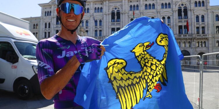 Il campione Alessandro De Marchi si ritira dal ciclismo professionistico. «Le vittorie più belle? Le gare in Friuli, tra la mia gente»