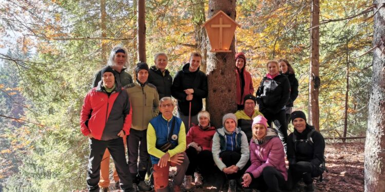 Tarvisio. La Messa tra le croci dello storico sentiero verso il Lussari