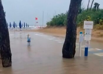 Mare su di 70 centimetri nel 2100. A Lignano in progetto piazze esondabili