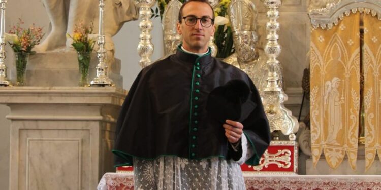 Pontebba e Dogna in festa per l’ingresso del nuovo parroco, don Alberto Zanier