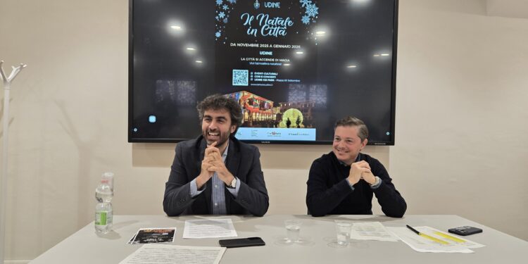 Natale a Udine, 12 alberi e più luci, anche in piazza Primo Maggio
