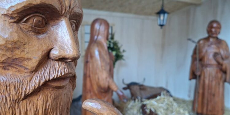 L’Arcivescovo inaugura il Presepe di Speranza, segno natalizio di fede e inclusione sociale