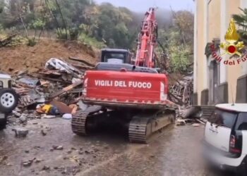 Frana travolge tre case a Brazzano, ancora due persone disperse