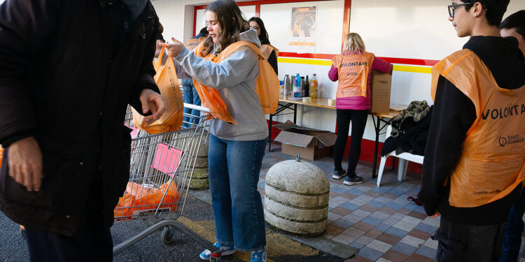 Sabato 15 novembre Colletta alimentare in 233 punti vendita