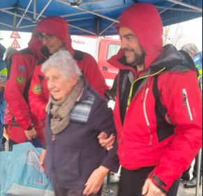 Maltempo, continua il lavoro dei soccorsi. Frana a Brazzano, due vittime