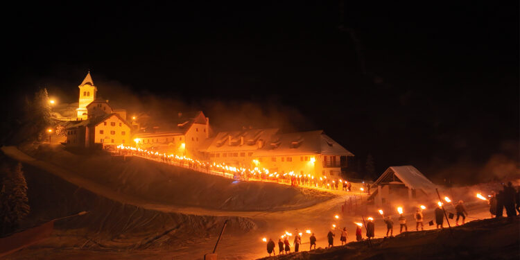 Torna la Fiaccolata del Lussari, speranza per salutare il nuovo anno