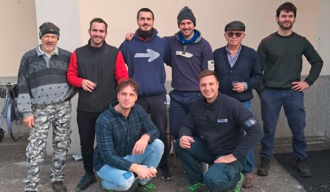 Corgnolo, giovani e “veterani” uniscono le forze e rinasce il grande presepe