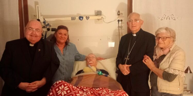 Stefano, quello sguardo aggrappato alla vita. Il ricordo di mons. Brida