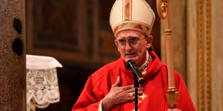 Nella Messa dell’Epifania, l’Arcivescovo consegna il Messaggio del Papa per la Pace