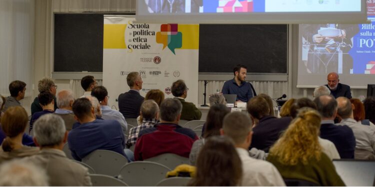 Alla SPES un dialogo sulla sanità. Intervengono Riccardo Riccardi e Manuela Celotti