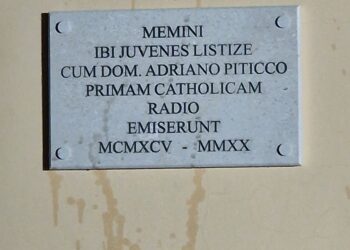 Lestizza. Una targa in ricordo del parroco don Adriano Piticco
