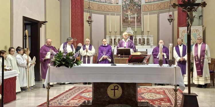 Festa a Laipacco per il secolo della chiesa. L’Arcivescovo: «Ricordiamo chi si è messo a disposizione»