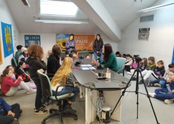 Udine. Gli alunni della Scuola Ippolito Nievo in redazione