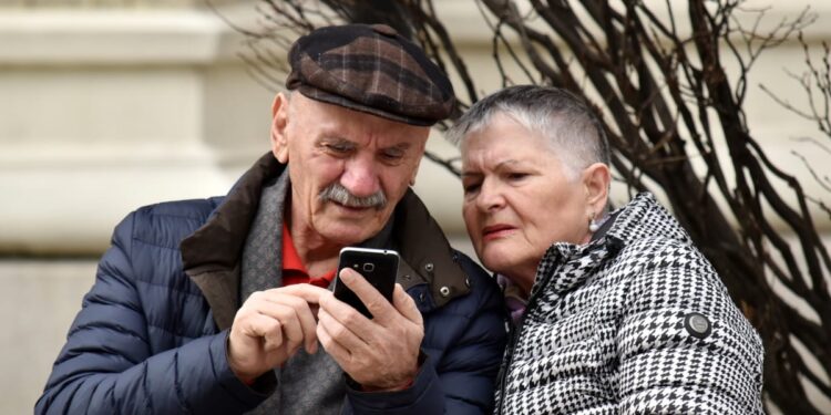 Longevità, sfida per la società del futuro. Un convegno a Udine