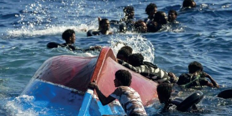 L’orrore svelato dalla spuma del mare