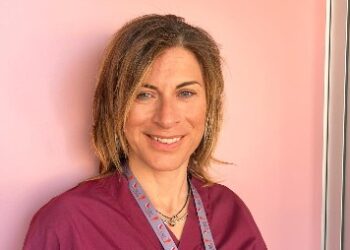 Endometriosi, fermare il dolore cronico fin dall’adolescenza