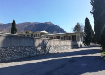 Cronichis dal taramot: chê sere in cimitieri