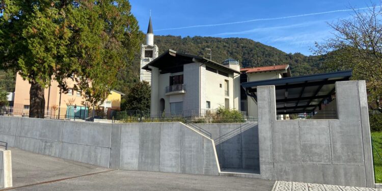 Magnano in Riviera ricorda il sisma con un murale