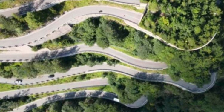 Passo di Monte Croce Carnico, a metà maggio la riapertura