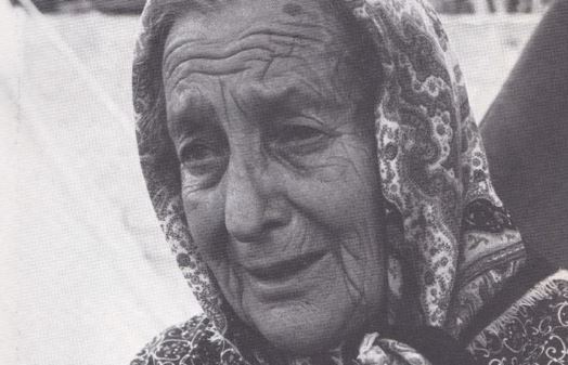 Cronichis dai 6 di Mai. Un paîs di taramots e tendis