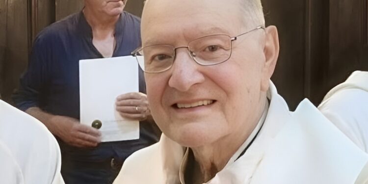 Addio a don Elio Baracetti. Ronchis e Fraforeano piangono il loro parroco