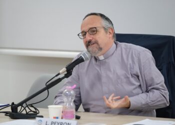 Social media e cittadinanza digitale, don Luca Peyron: «Riscoprire libertà e verità»