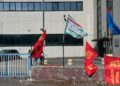 Electrolux, l’azienda non cede. Protesta dei sindacati al Giro d’Italia